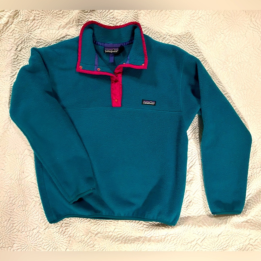 VINTAGE Patagonia pullover size 12. Teal and pink